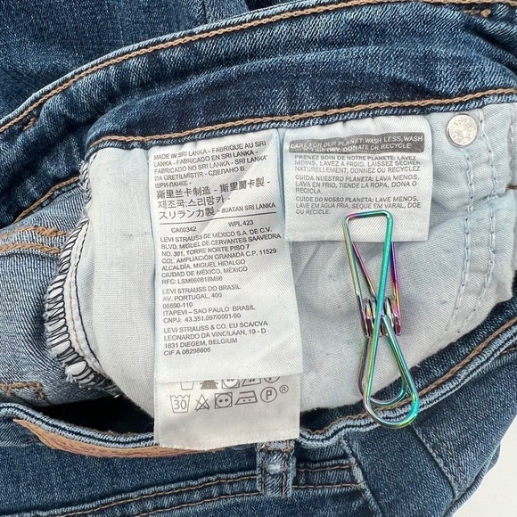 Levi's 721 High Rise Skinny Frayed Hem Jeans Size 28 Women's - Picture 6 of 8